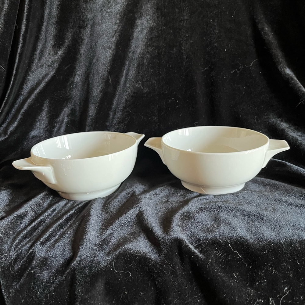 Huguenot fine china. Made in South Africa. Set of two small bowls. 3 1/2” bowls